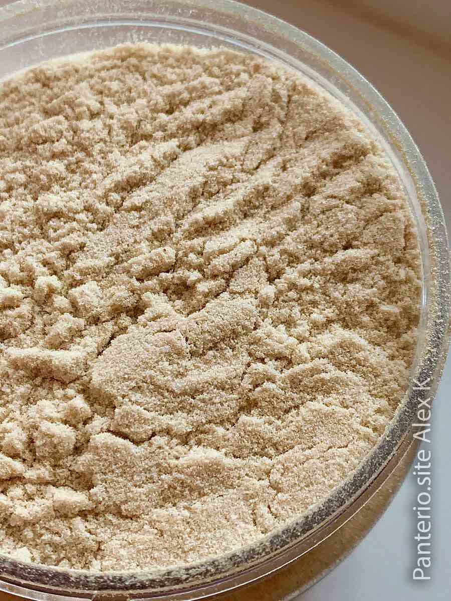 Ежовик гребенчатый мицелий на буром рисе, порошок